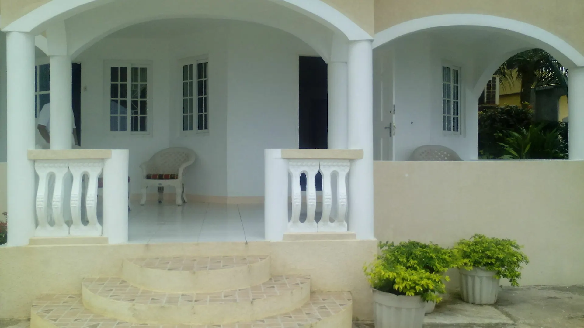 Take My Breath Away Studio Lucea Jamaïque